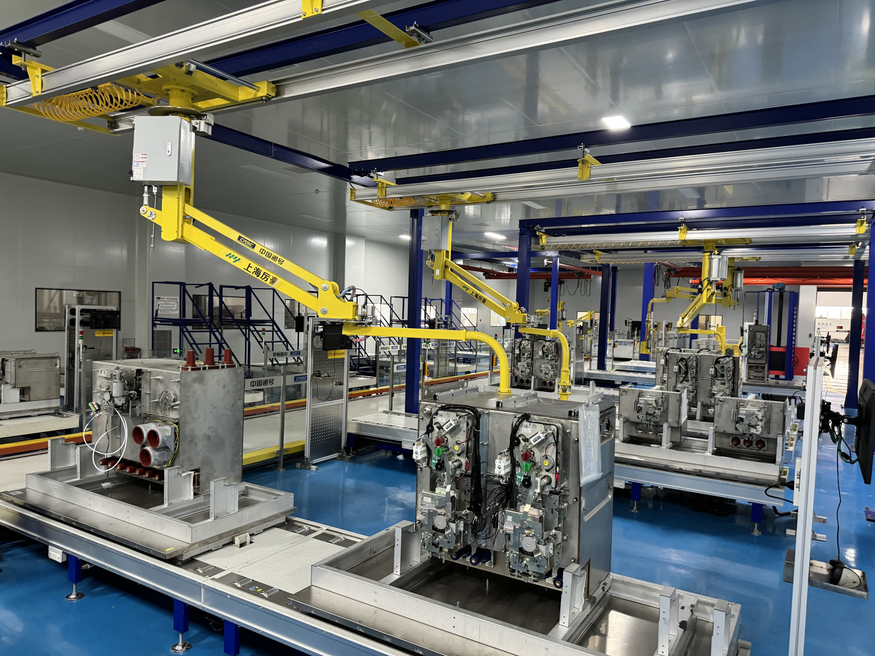 Switchgear Breaker Assembly and PD Test Room Customer Case